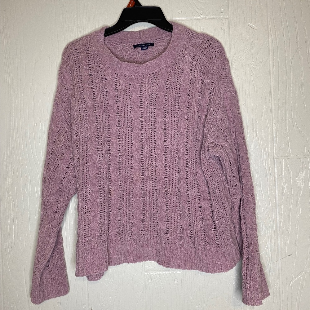 American Eagle women’s sweater
